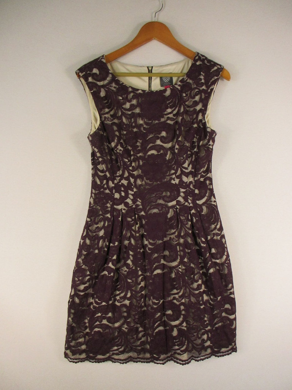 Vince Camuto Dress Womens 8 Purple Lace Flare Sleeveless Scallop Hem Zip Back