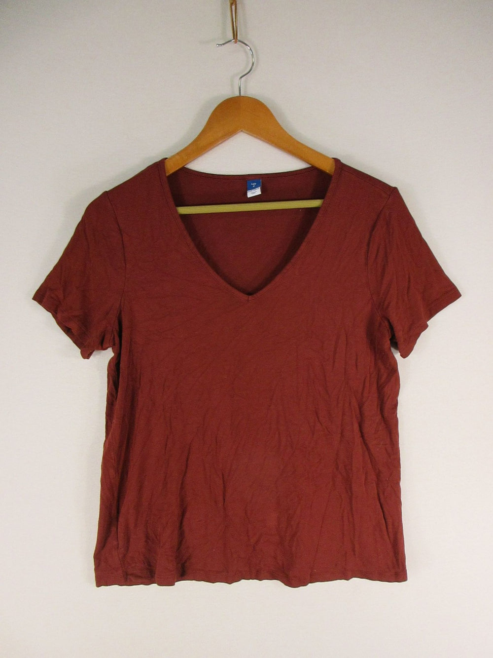 Old Navy Shirt Womens M V-Neck Short Sleeve Red Basic Lightweight Casual