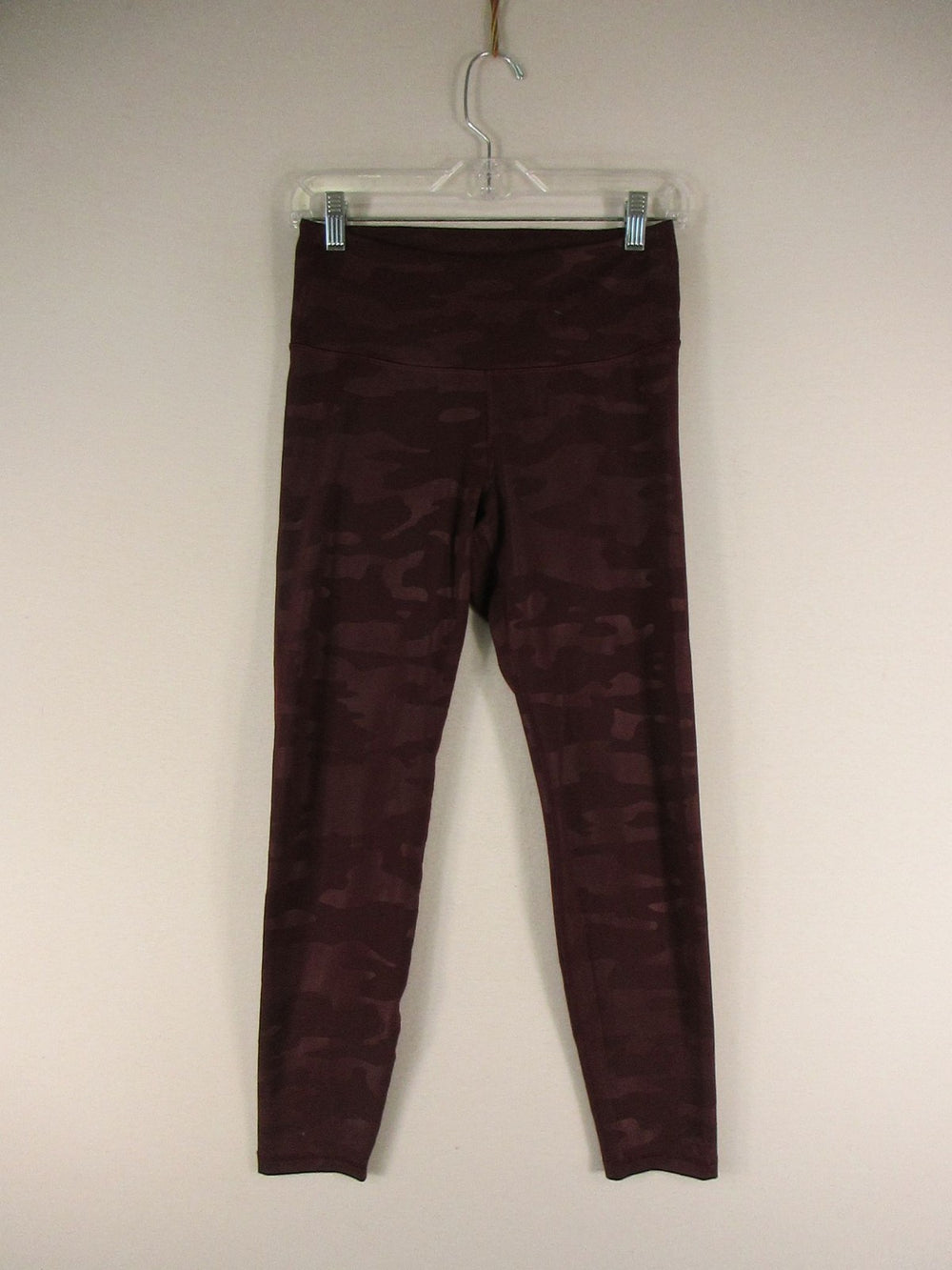 Old Navy Active Leggings Womens S Burgundy Camo Elevate Legging GoDry High Waist