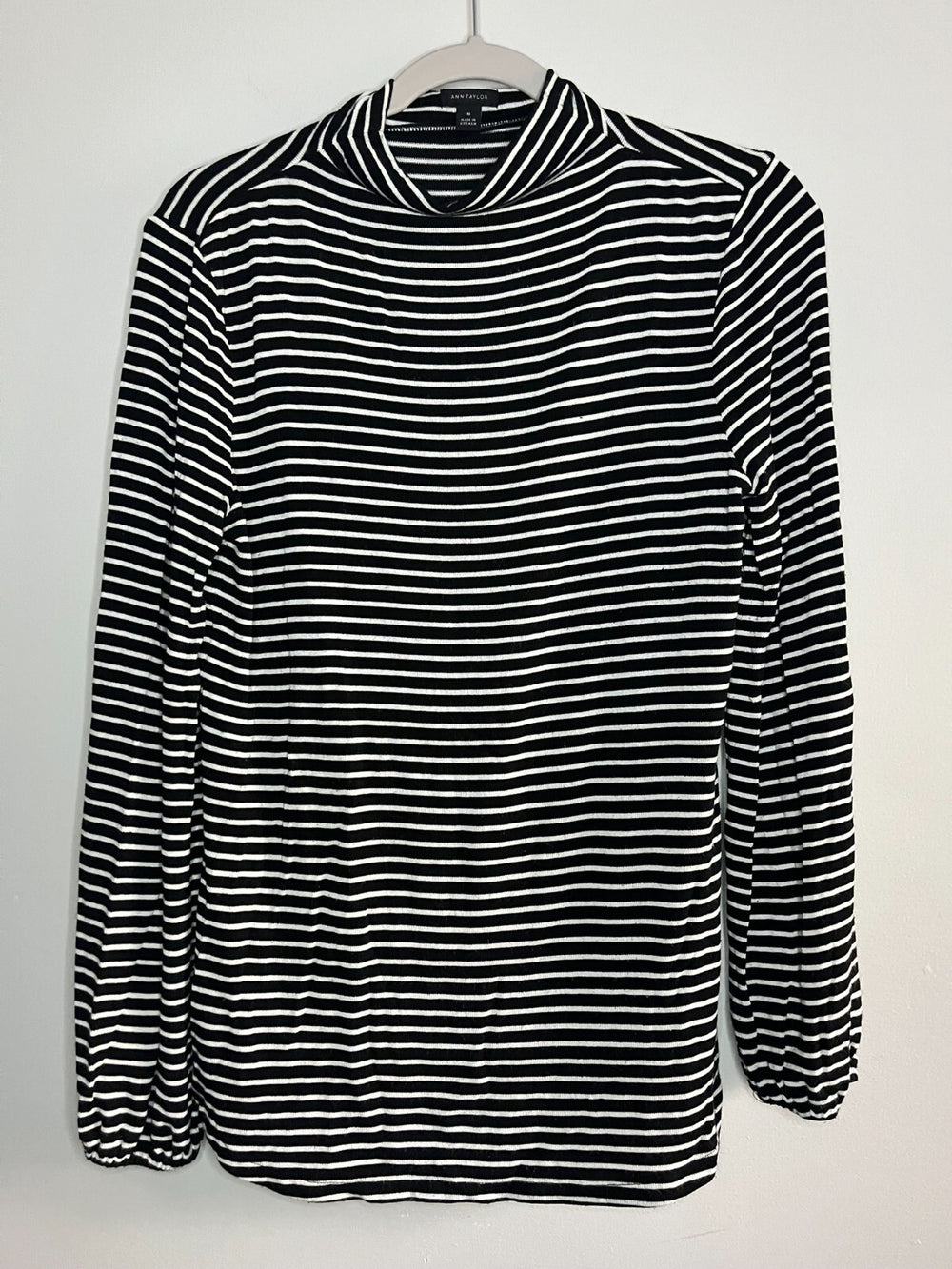 Ann Taylor Black and White Striped High Neck Long Sleeve Shirt Woman's Medium