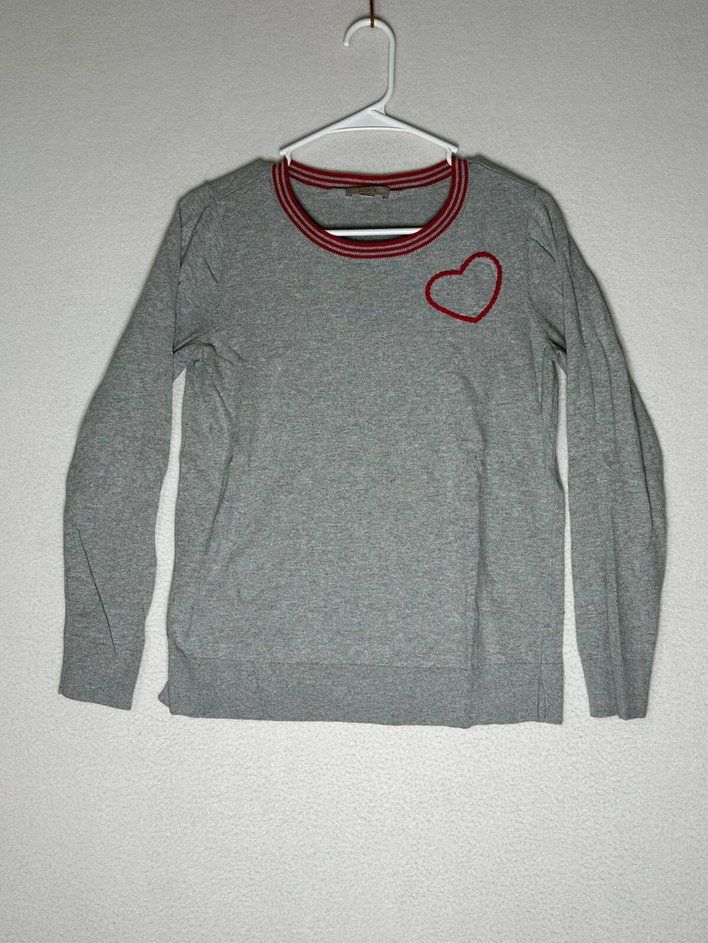 Loft Outlet Gray with Red Trim 100% Cotton Long Sleeve Round Neck Shirt Woman M
