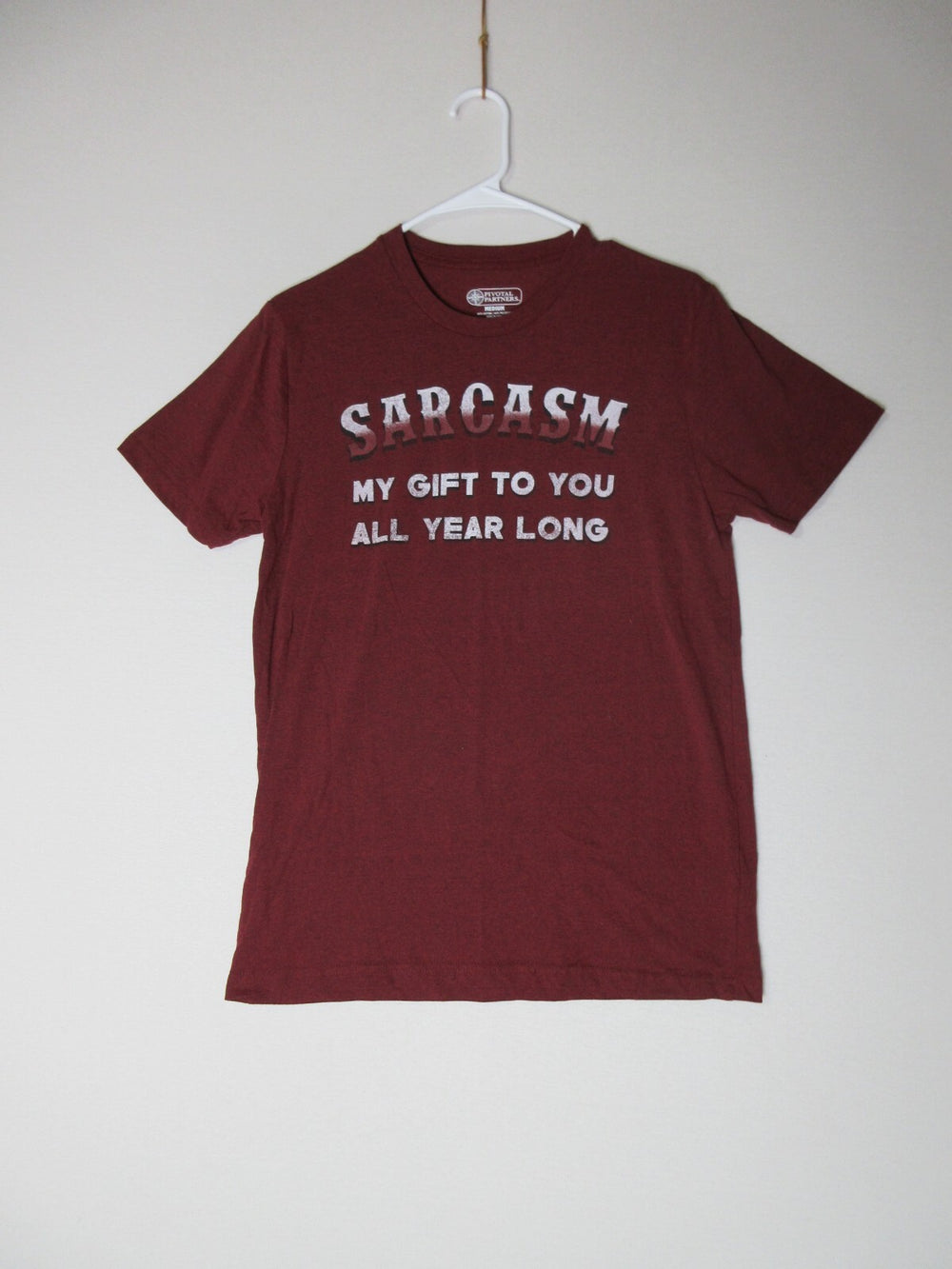 Pivotal Partners Mens Regular Fit Crew Neck T-Shirt Short Sleeve Size M Burgundy