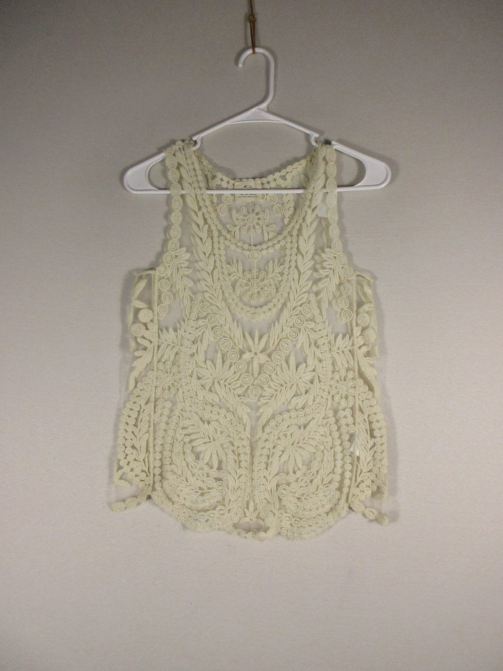 Pins and Needles Womens Floral Crochet T-Shirt Scoop Neck Size S Ivory