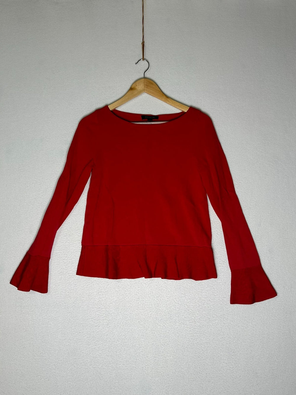 Ann Taylor Red Flared Long Sleeve Round Neck Pullover Shirt Woman's Small