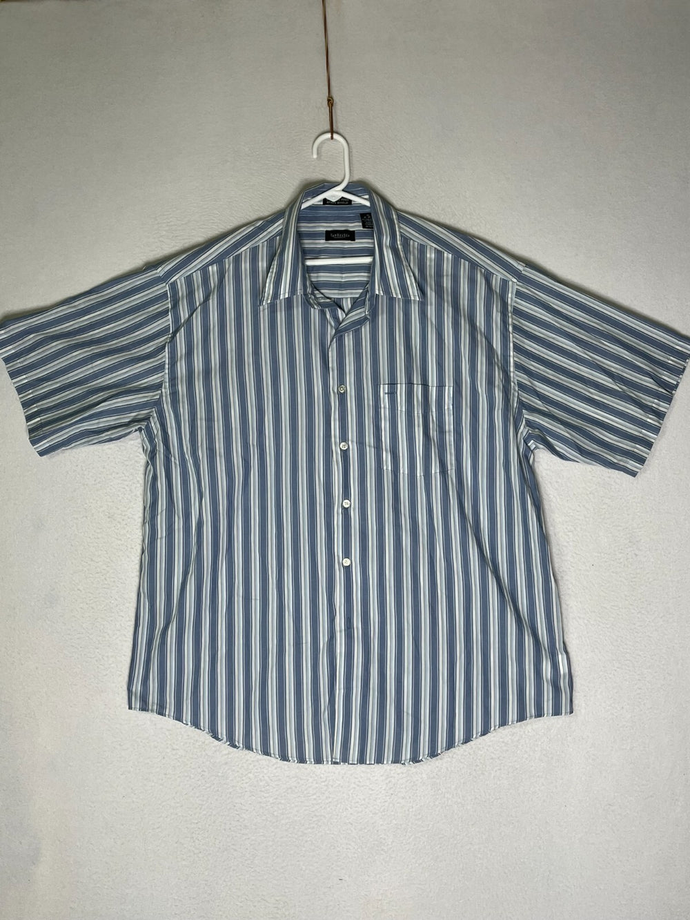 Van Heusen Blue Striped Button Up Shirt Wrinkle Free Stain Shield Mens Size XL