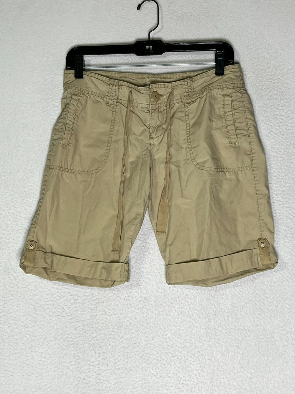 Mossimo Supply CO. Khaki Bermuda Shorts 100% Cotton Belt Waist Womens Size 5
