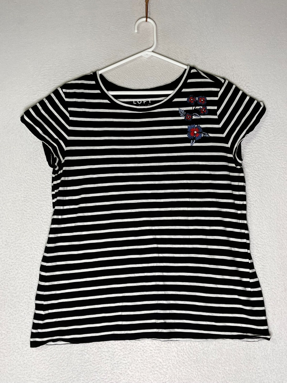 Loft Vintage Soft Black White Striped T-Shirt Top Red Flowers Women's Size Large