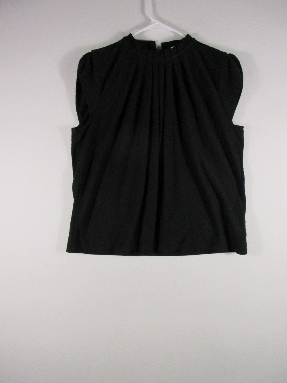 ELLE Womens Pleated Front Blouse Stand Collar Sleeveless Size XL Black