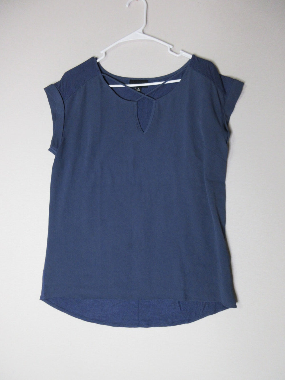 Fortune + Ivy Womens Stretch Strappy Split Neck Tank Top Short Sleeve Sz M Blue