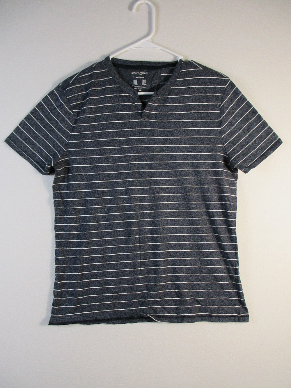 Banana Republic Mens Striped T-Shirt Short Sleeve Crew Neck Size M Blue