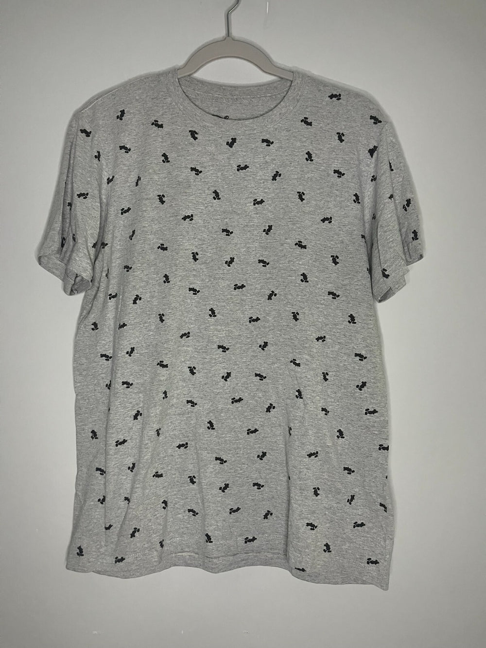 Disney Grey Black All Over Print Mickey Mouse T-Shirt Men's Size Medium