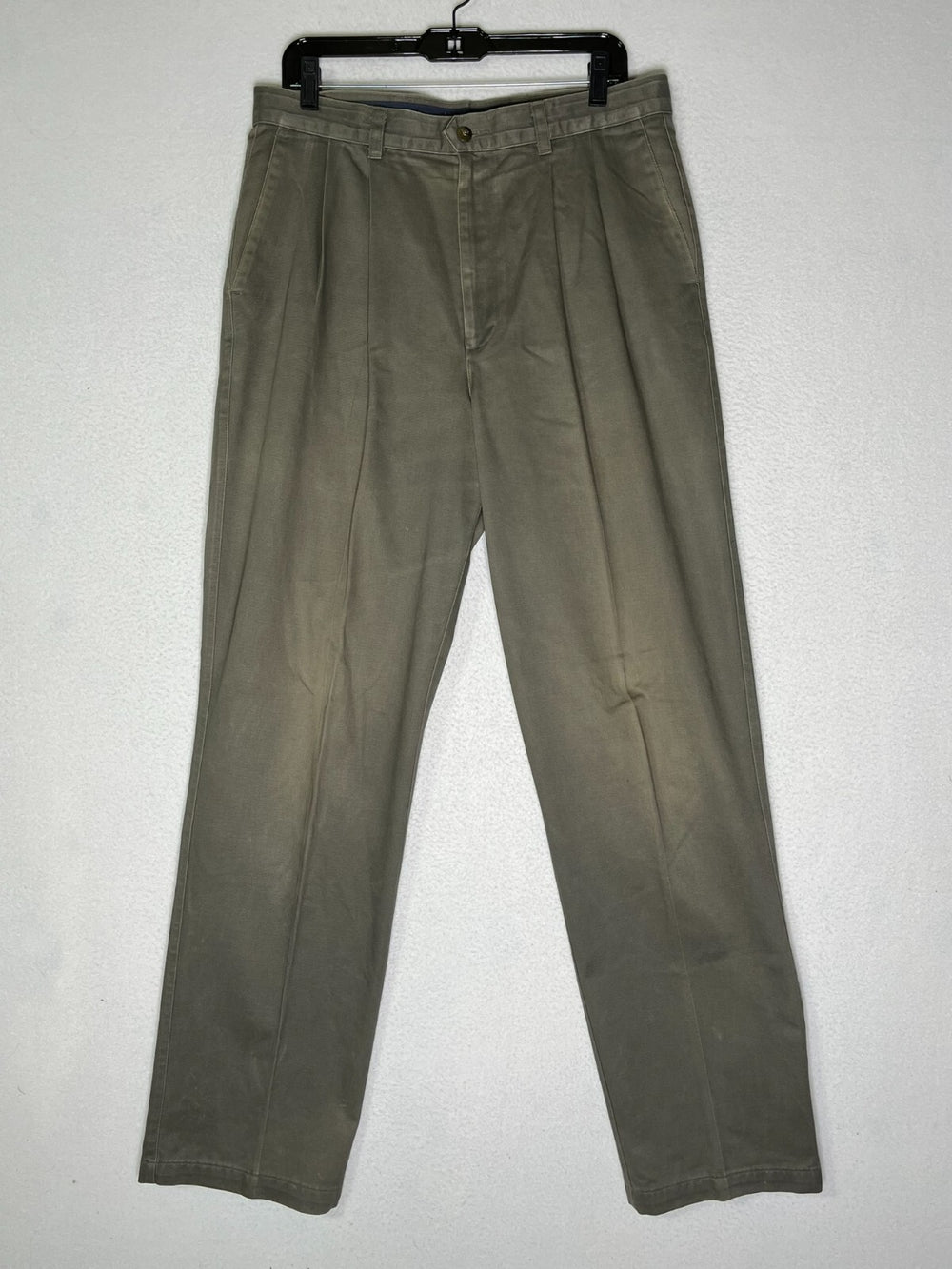 Dockers Khaki No Wrinkle Twill Classic Fit Pleated Pants Men's Size W34xL36