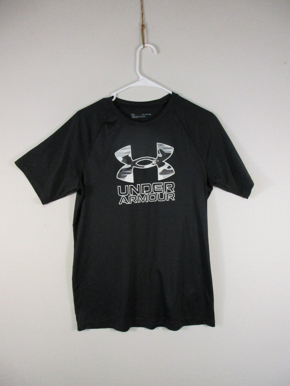 Under Armour Boys Stretch Graphic T-Shirt Crew Neck Short Sleeve Size YXL Black