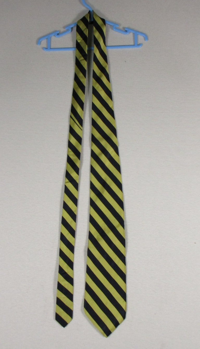 Brooks Brothers Mens 100% Silk Neck Tie Stripped Made in USA